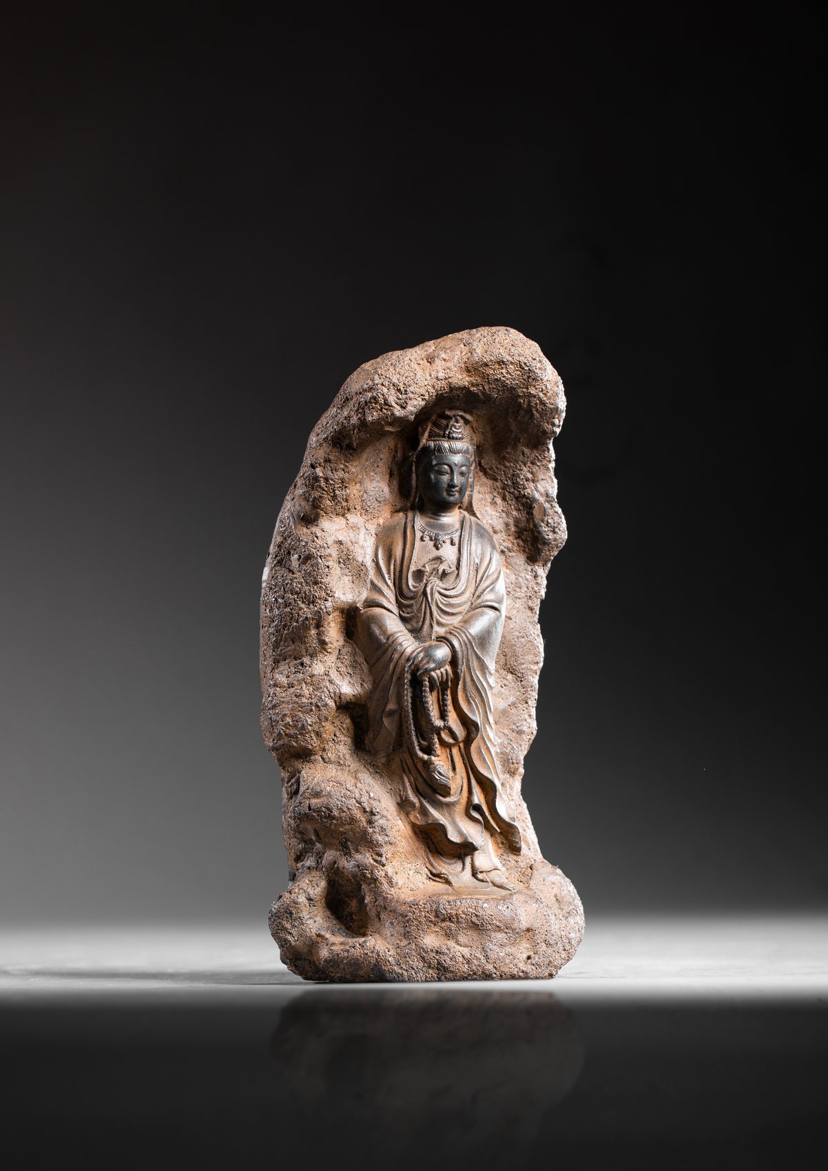 Grotto figure