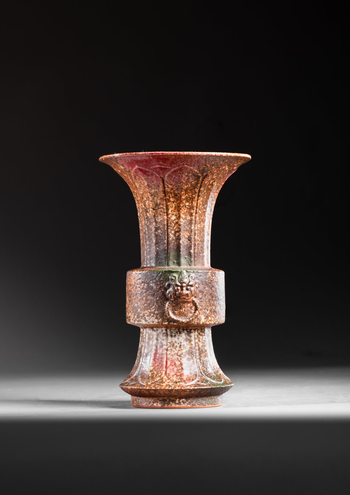 Bronze gu vessel