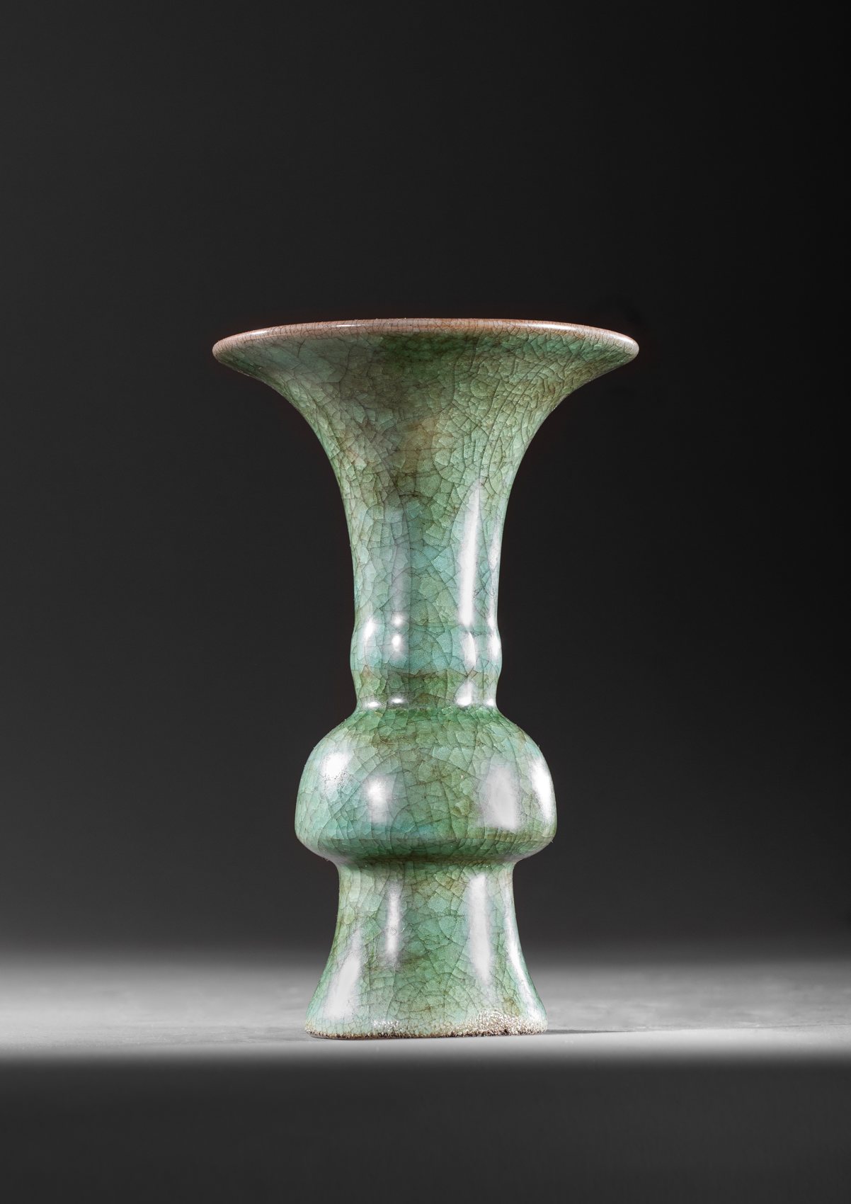 Green-glazed gu